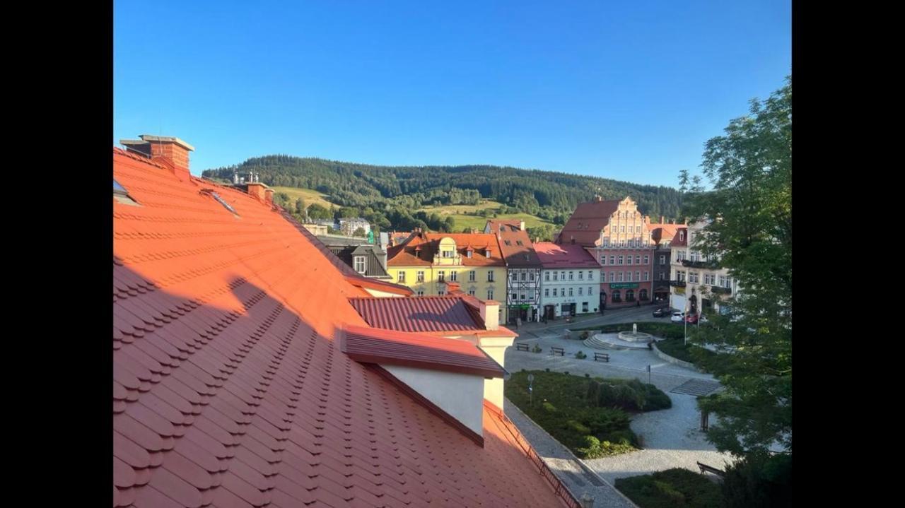 Duzy Apartament Duszniki-Zdroj Duszniki Zdrój Eksteriør billede